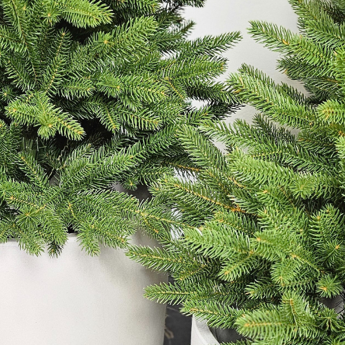 Jehličky umělého stromku Aspen